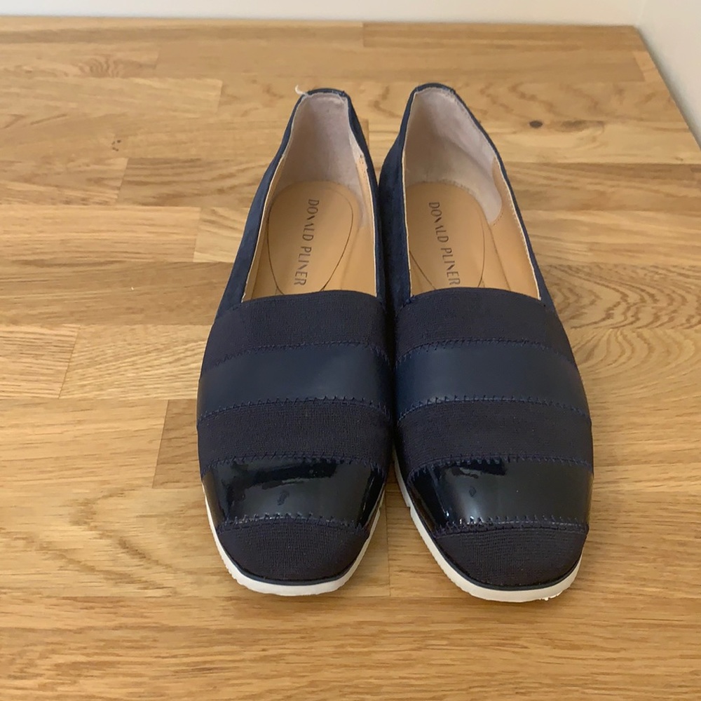 Donald Pliner Slipon Shoes